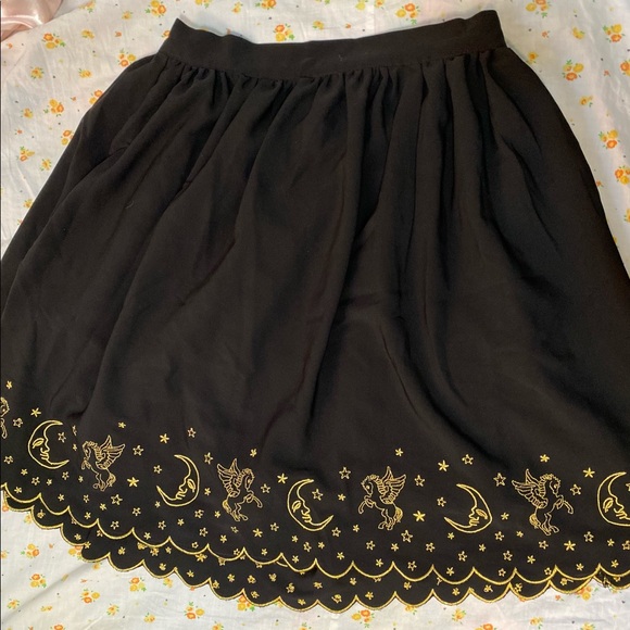 Astrology gold embroider black skirt - Picture 1 of 3